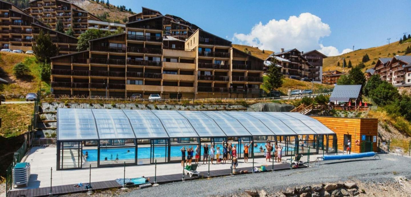 Auris Les Gentianes Station Alpe Huez Apartment Exterior photo
